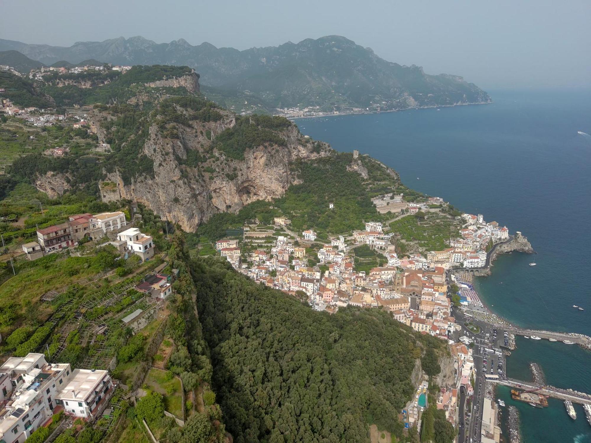 Apartamento La Lucciola Amalfi Exterior foto